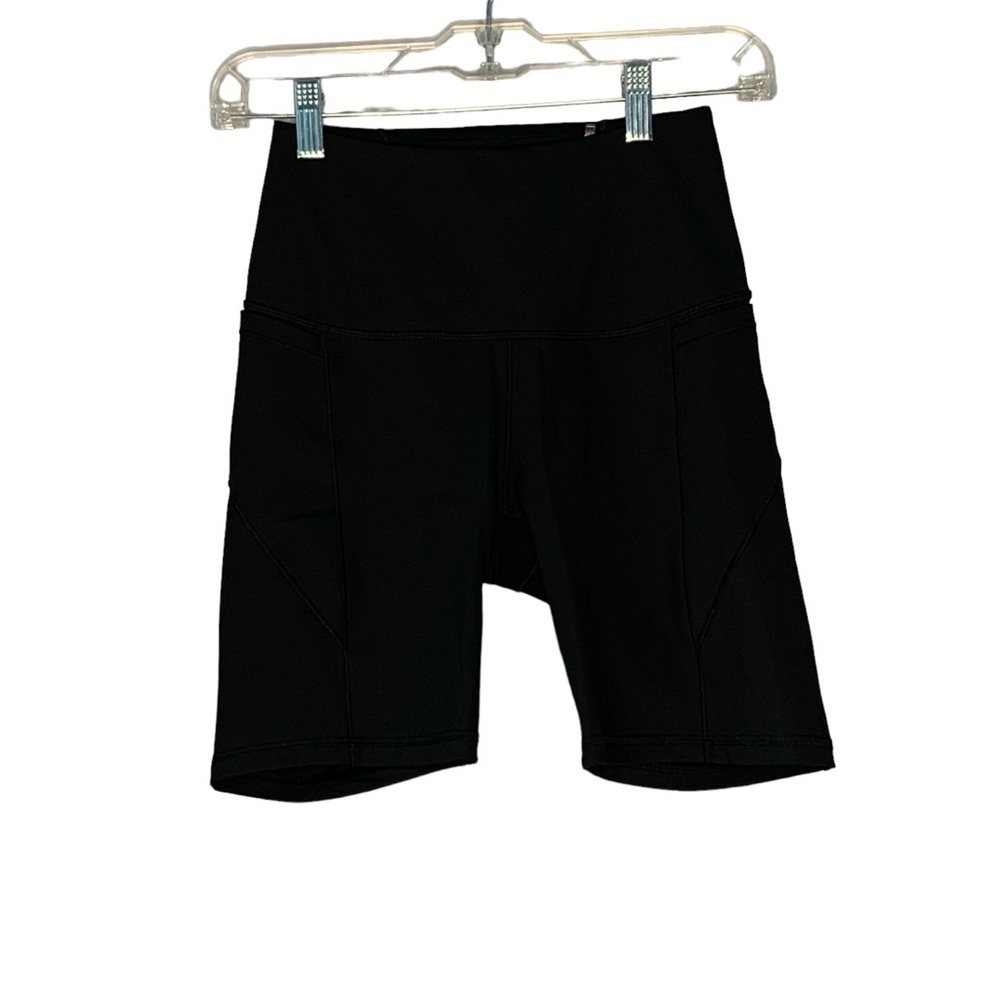 CALIA by Carrie Underwood black bike shorts. EUC Size S